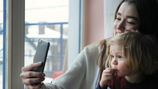 Найдешевший тариф мобільного зв'язку від О2. 15 ГБ та дзвінки в Україну за 1 крону/хв