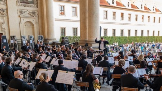 Симфонічний оркестр Праги готує концерт під відкритим небом